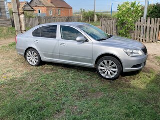 2012 Skoda Octavia II (A5) Рестайлинг, серебристый, 900000 рублей, вид 3
