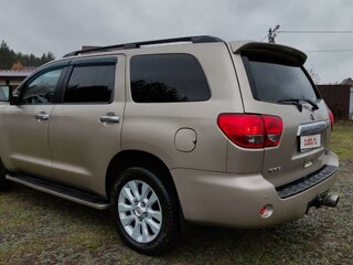 2008 Toyota Sequoia II, золотистый, 2220000 рублей, вид 5