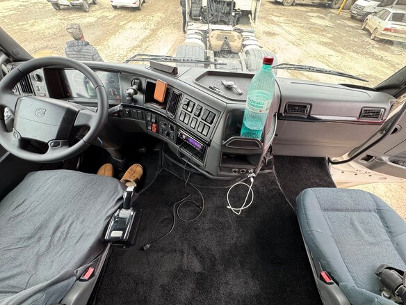 2010 Volvo FH, белый, 6000000 рублей - вид 4