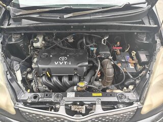2003 Toyota FunCargo, чёрный, 450000 рублей, вид 3