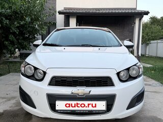 2013 Chevrolet Aveo II, белый, 468000 рублей, вид 4