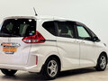 2019 Honda Freed II, белый, 1610000 рублей - вид 3