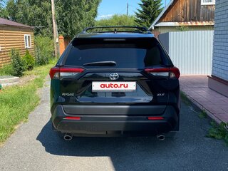 2018 Toyota RAV4 V (XA50), чёрный, 3385000 рублей, вид 4