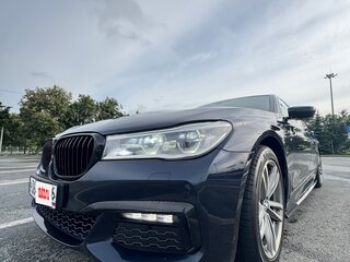 2016 BMW 7 серии 740d xDrive VI (G11/G12), чёрный, 3790000 рублей, вид 2
