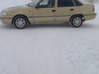 2008 Daewoo Nexia I, бежевый, 220000 рублей, вид 2