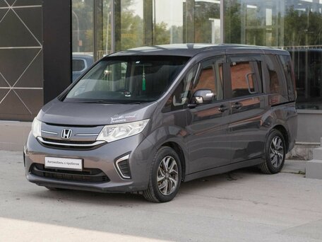 Honda Stepwgn V