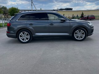 2015 Audi Q7 II (4M), серый, 3100000 рублей, вид 5