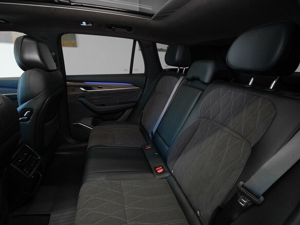 2026 Geely Monjaro I Рестайлинг, чёрный, 4954990 рублей - вид 11
