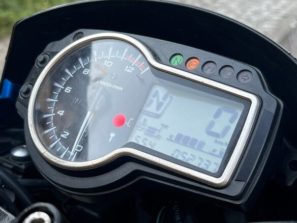 2014 Suzuki GSR 750, синий, 599999 рублей - вид 16