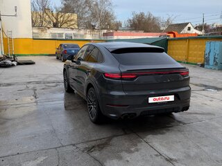 2020 Porsche Cayenne Coupé III, серый, 6800000 рублей, вид 4