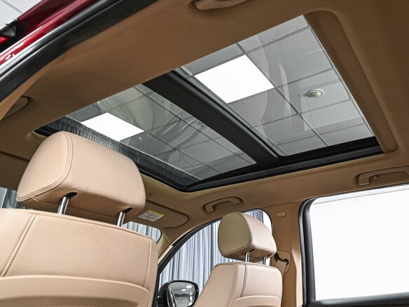 2012 BMW X3 28i xDrive II (F25), красный - вид 11