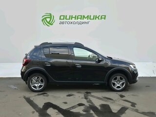 2021 Renault Sandero Stepway II Рестайлинг, чёрный, 1425000 рублей, вид 4