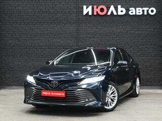 2018 Toyota Camry VIII (XV70), синий, 2800000 рублей, вид 1