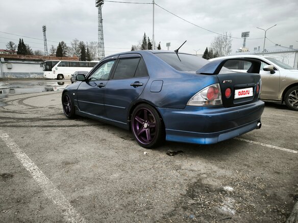 1999 Lexus IS 200 I, синий, 650000 рублей - вид 6