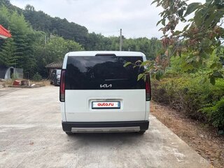 2026 Kia PV5 71.2 kWh, белый, 5910750 рублей, вид 4