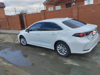 2020 Toyota Corolla XII (E210), белый, 1600000 рублей, вид 4