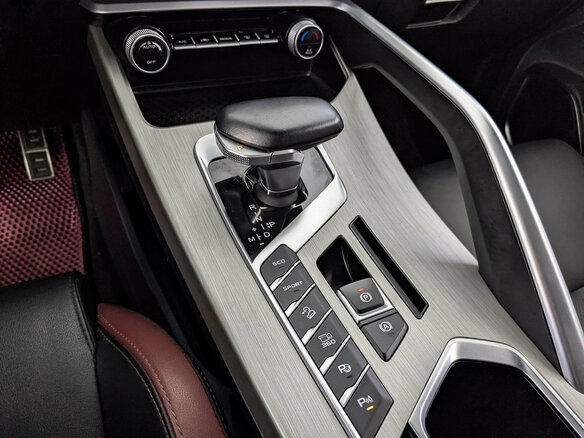 2023 Geely Coolray I, красный - вид 20