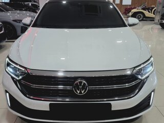 2022 Volkswagen Jetta VII Рестайлинг, белый, 1624000 рублей, вид 4