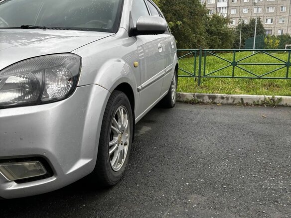 2010 Kia Rio II Рестайлинг, серый - вид 8