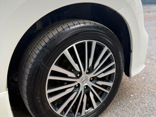 2019 Nissan Elgrand III (E52) Рестайлинг, белый, 3300000 рублей, вид 1