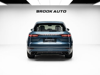 2019 Porsche Cayenne III, голубой, 6990000 рублей, вид 5