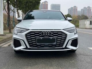 2021 Audi A3 Sportback 35 TFSI IV (8Y), белый, 1687000 рублей, вид 2