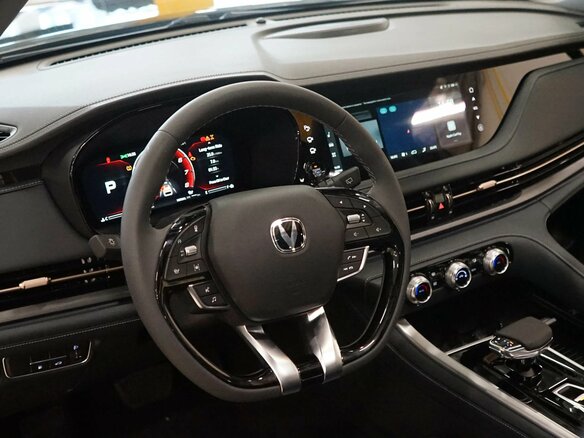 2024 Changan CS95 I Рестайлинг 2, чёрный, 4583601 рублей - вид 10
