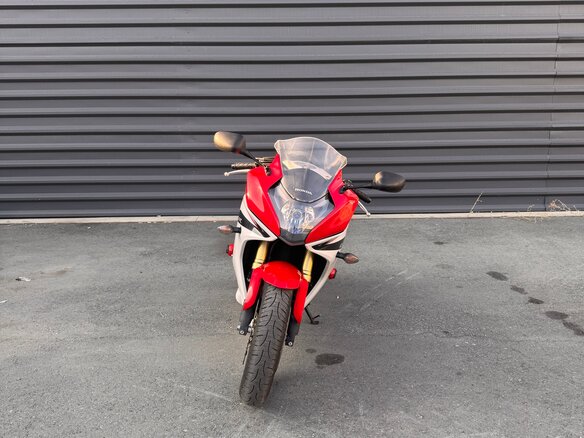 2011 Honda CBR 600F, белый, 670000 рублей - вид 6