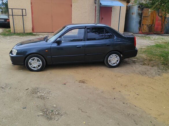 2008 Hyundai Accent ТагАЗ II, серый, 400000 рублей - вид 1