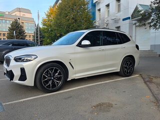 2021 BMW X3 25i xDrive III (G01) Рестайлинг, белый, 5200000 рублей, вид 4