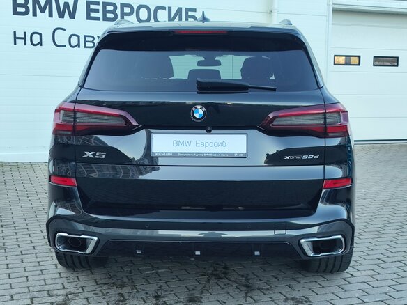 2021 BMW X5 30d IV (G05/G18), чёрный, 6499000 рублей - вид 3