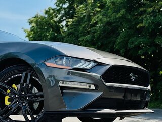 2019 Ford Mustang VI Рестайлинг, серый, 2250000 рублей, вид 3