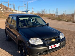 2018 Chevrolet Niva I Рестайлинг, чёрный, 680000 рублей, вид 2
