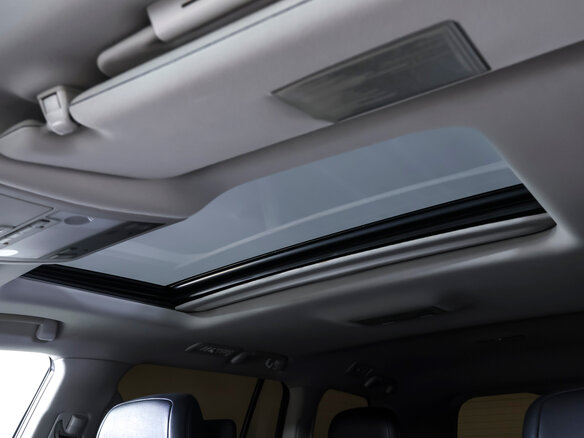 2012 Lexus LX 570 III Рестайлинг, чёрный, 4300000 рублей - вид 14