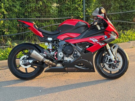 2020 BMW S 1000 RR, красный, 1530000 рублей, вид 3