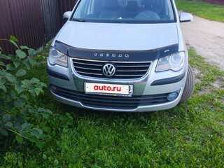 2008 Volkswagen Touran Cross I Рестайлинг, серебристый, 550000 рублей, вид 1
