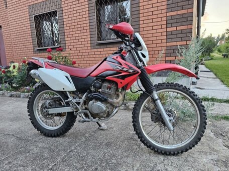 2006 Honda XR 230, красный, 280000 рублей, вид 1