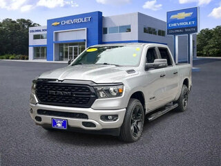 2023 Ram 1500 Crew Cab eTorque V, серебристый, 5754930 рублей, вид 4