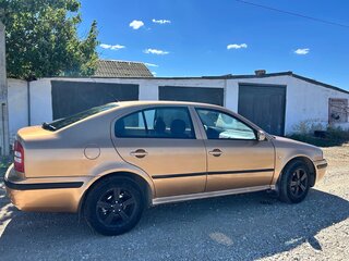 2001 Skoda Octavia I (A4) Рестайлинг, бежевый, 490000 рублей, вид 5