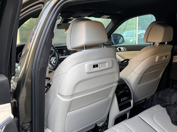 2021 BMW X6 40i III (G06), коричневый - вид 8