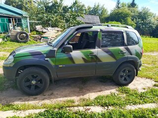 2016 Chevrolet Niva I Рестайлинг, серый, 700000 рублей, вид 4