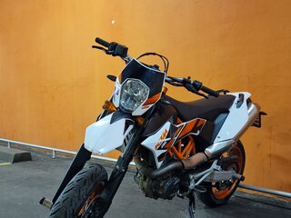 2014 KTM 690 SMC R, белый, 500000 рублей, вид 4
