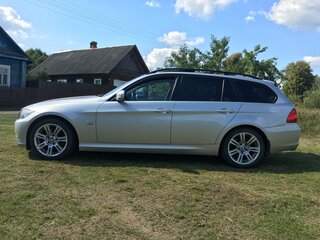 2009 BMW 3 серии 320d xDrive V (E90/E91/E92/E93) Рестайлинг, серебристый, 1570000 рублей, вид 4