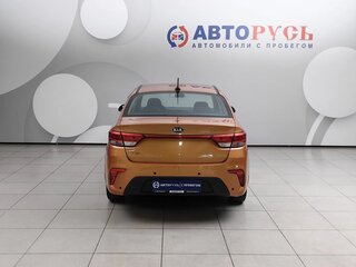 2017 Kia Rio IV, оранжевый, 999000 рублей, вид 4