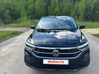 2022 Volkswagen Polo VI, чёрный, 1600000 рублей, вид 2
