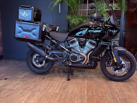 2021 Harley-Davidson Pan America Special, чёрный, 2100000 рублей, вид 1