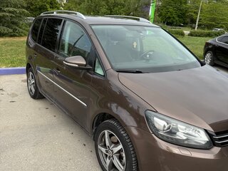 2012 Volkswagen Touran I Рестайлинг 2, коричневый, 1030000 рублей, вид 4