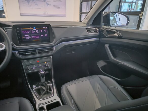 2026 Volkswagen Tharu XR, серый, 2980000 рублей - вид 21