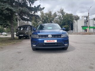 2019 Volkswagen Tiguan II, синий, 2390000 рублей, вид 2