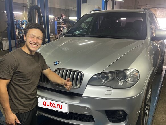2011 BMW X5 40d II (E70) Рестайлинг, серый